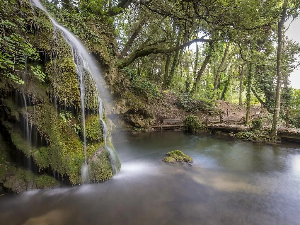 Domaine De La Baume Bed & Breakfast Tourtour France